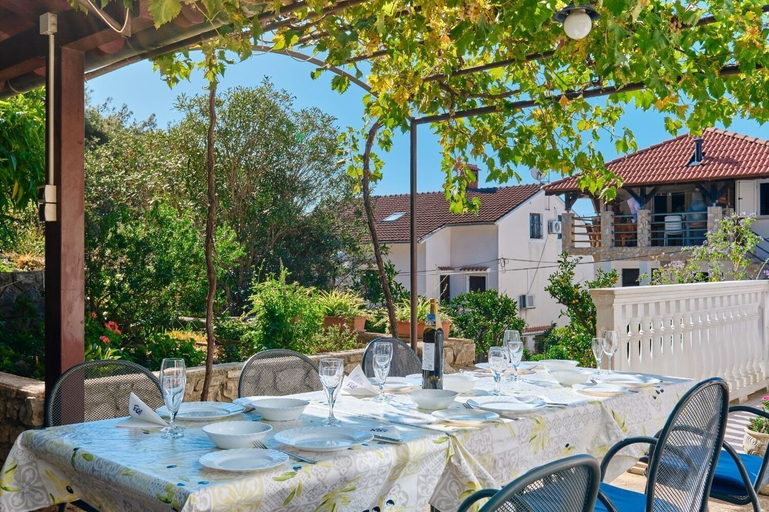 Food & Drinks 5, Apartment Luce, Mali Lošinj