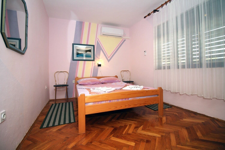 Bedroom 2, House Ante, Tisno