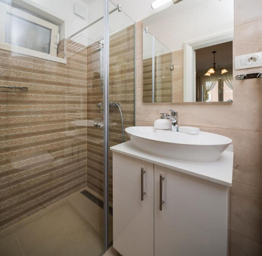 Bathroom 4, Apartment Dora, Trogir