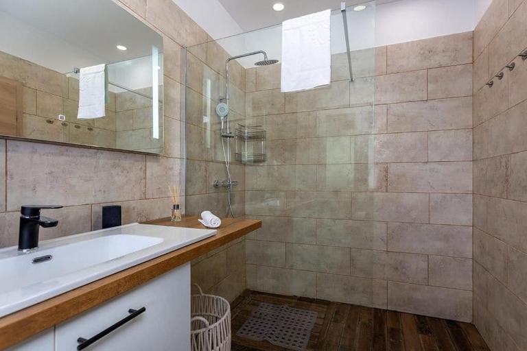 Bathroom 3, House Villa Nela, Crikvenica