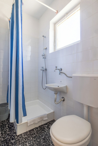 Bathroom 4, Apartment Vinka, Supetar