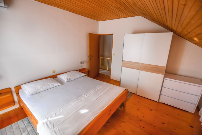 Bedroom 2, House Panula, Sali