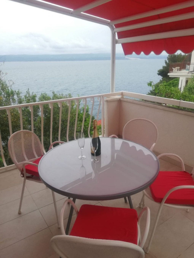 Others 4, Apartments Mirela, Omiš