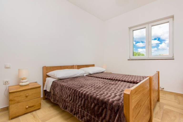 Room 2, House Brist, Drniš