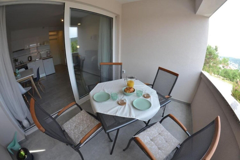 Terrace/patio 2, Apartments and Room Mario, Lopar/Supetarska Draga