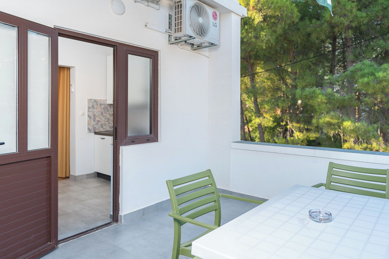 Others 5, Apartments Lucija, Starigrad