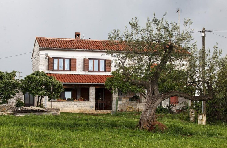 Building design 3, House Villa Ana, Bale and Rovinj, Bale