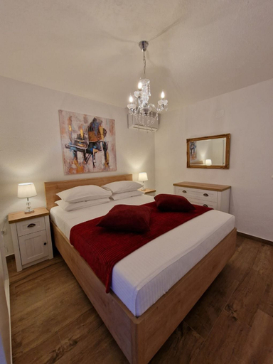 Bedroom 4, Apartments Sandra, Okrug