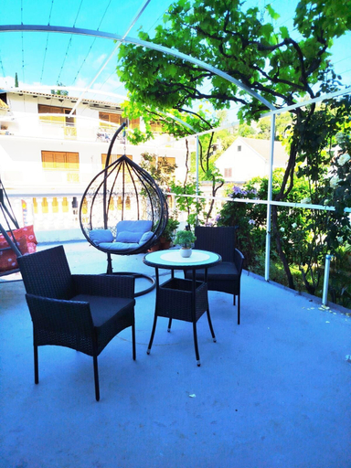 Terrace/patio 2, Apartments Rose, Šibenik