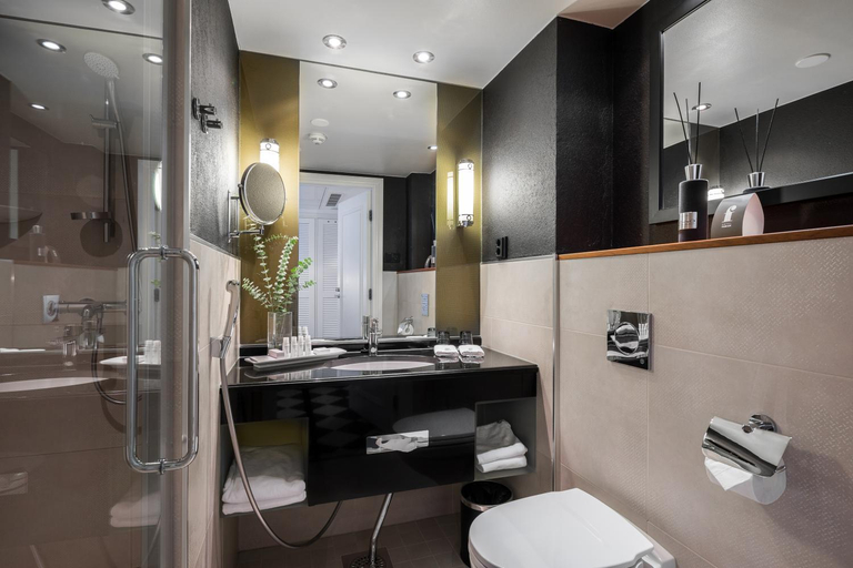 Bathroom 4, HOTEL FABIAN, Uusimaa