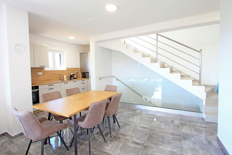 Dining 2, Apartment Tin, Sveti Filip i Jakov