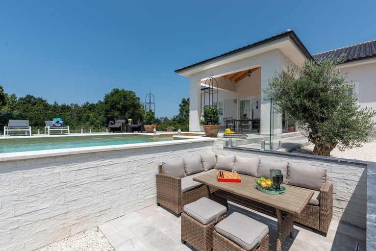 Terrace/patio 2, Villa Sienna, Žminj
