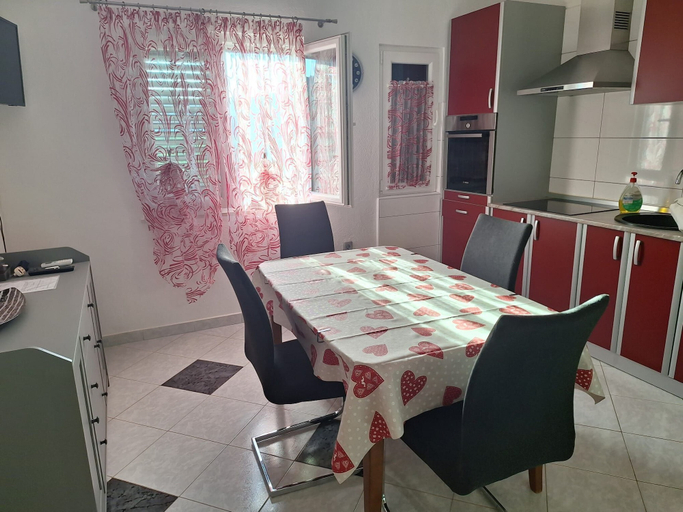 Others 5, House Boris, Trogir