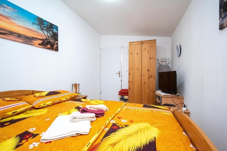 Room 5, Apartments Gavro, Vir