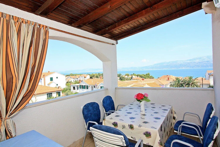 Terrace/patio 3, Apartments Lucia, Supetar