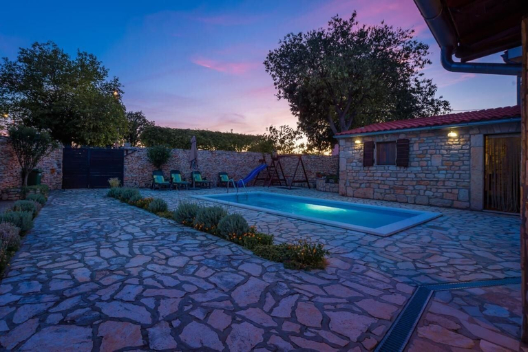 Others 3, Villa Rural Wellness, Promina