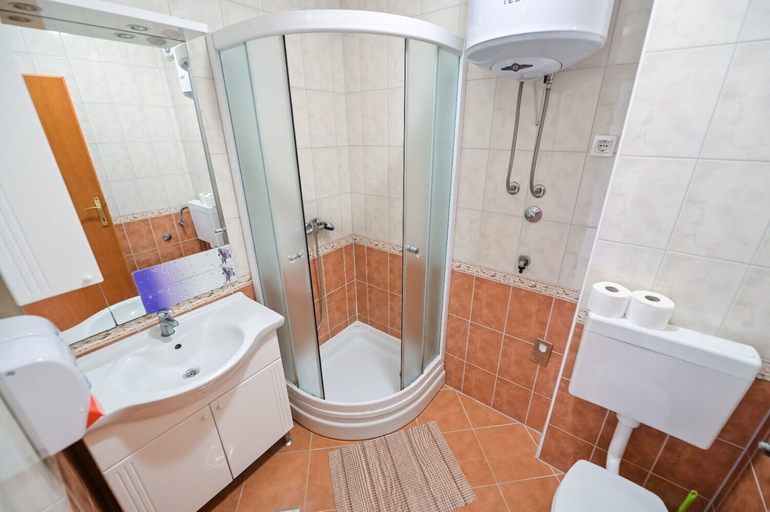 Bathroom 4, Apartments Ilija, Novalja