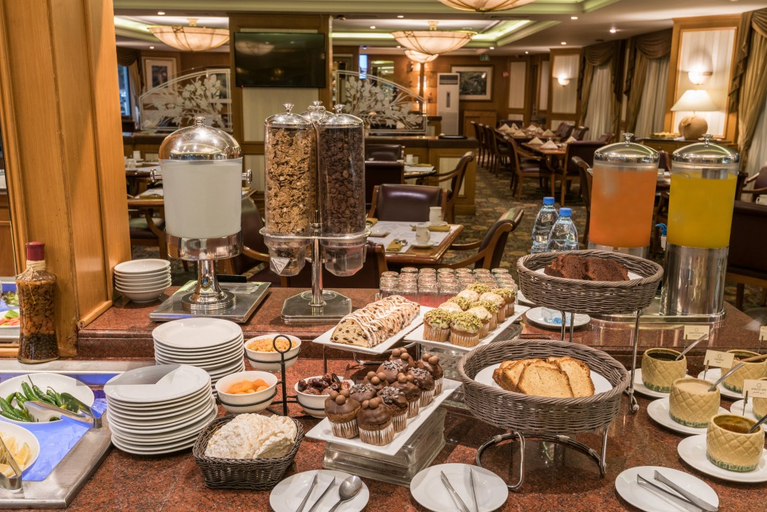 Food & Drinks 5, Galleria Hotel Beirut, Baabda