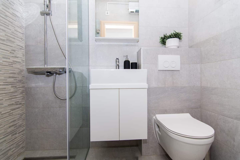 Bathroom 2, Apartment Tom, Trogir