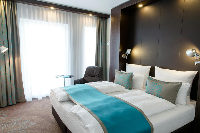 Bedroom 4, Motel One Stuttgart - Bad Cannstatt, Stuttgart