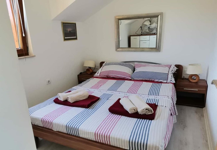 Bedroom 2, House Niksi, Supetar