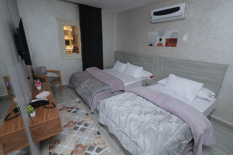 Room 5, Elmandara Residence, Al-Muntazah