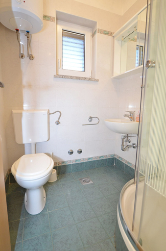 Bathroom 5, Apartments Marija, Cres