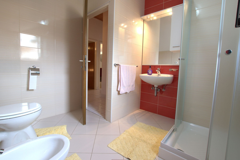 Bathroom 4, Apartment Ribaric, Lopar/Supetarska Draga