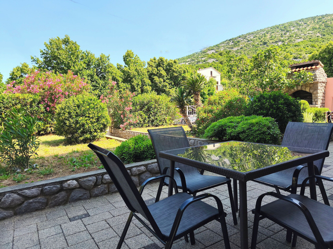 Others 5, Apartments Adriana, Senj