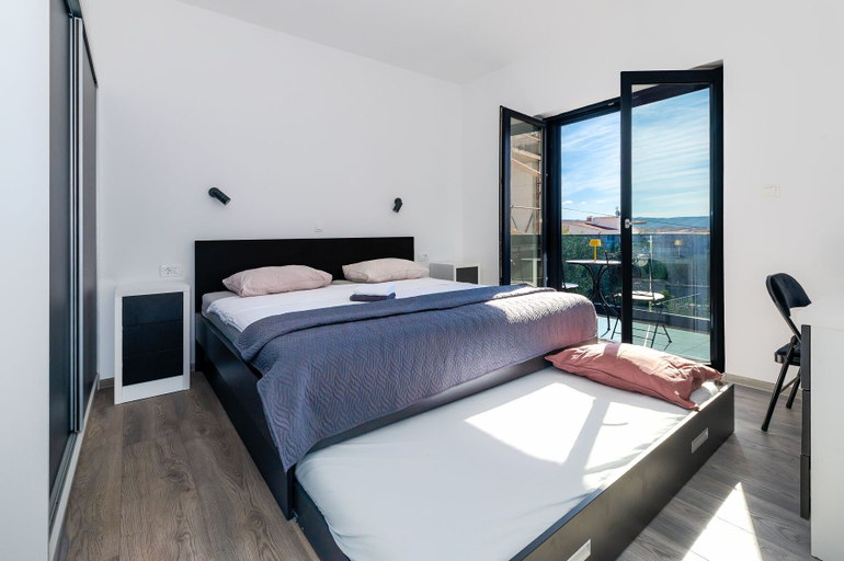 Room 2, Apartments Andrea, Šibenik