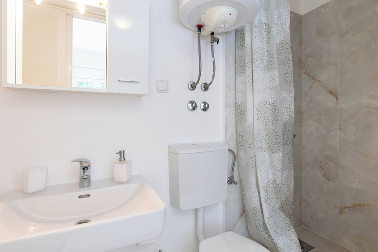 Bathroom 4, Apartments Star 2, Dubrovnik