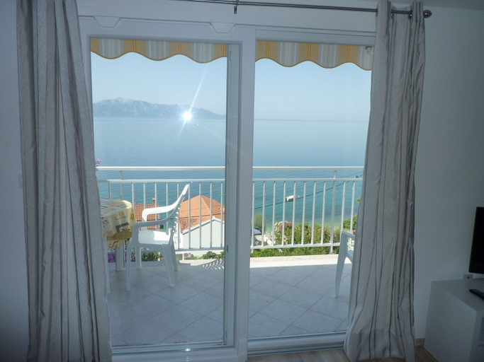 Others 4, Apartments Kate, Gradac