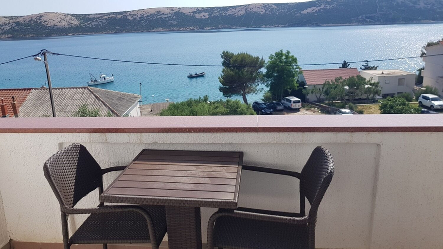 Terrace/patio 5, Apartments Jope, Novalja