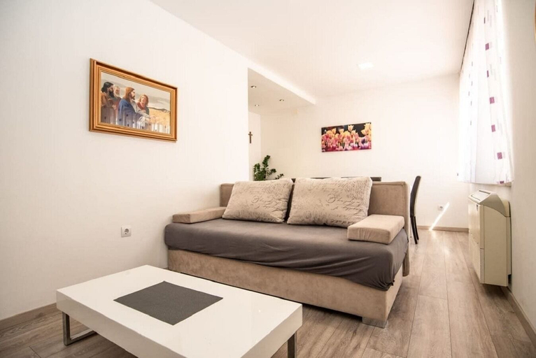 Bedroom 2, Apartments Andelko, Baška Voda
