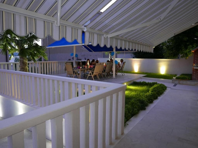 Terrace/patio 2, Apartment Palm Tree, Dugi Rat