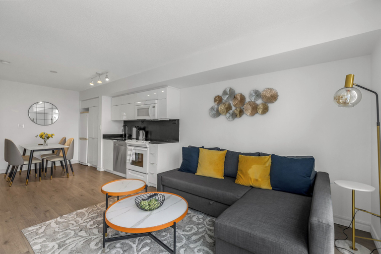 Living area 4, Toronto Harbour Suites, Toronto