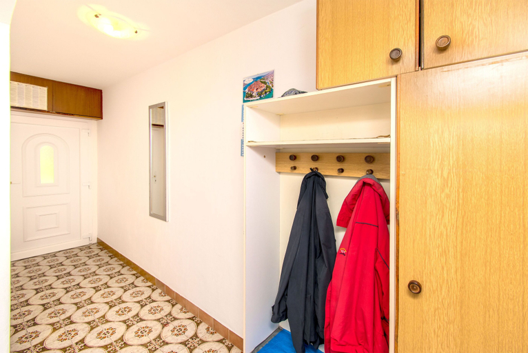 Hallway 5, Apartments Dome, Trogir