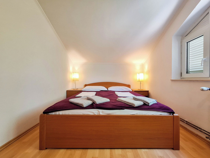 Room 4, Apartment Nenad, Vinodolska