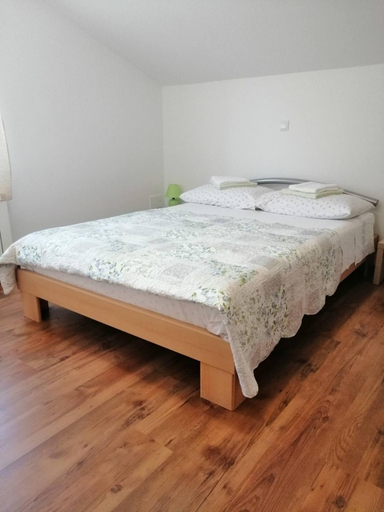 Room 2, Apartment Dolac, Marčana