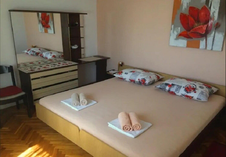 Bedroom 2, Apartments Ognjen, Murter
