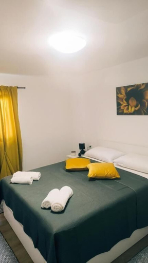 Room 2, House Solis, Lopar/Supetarska Draga
