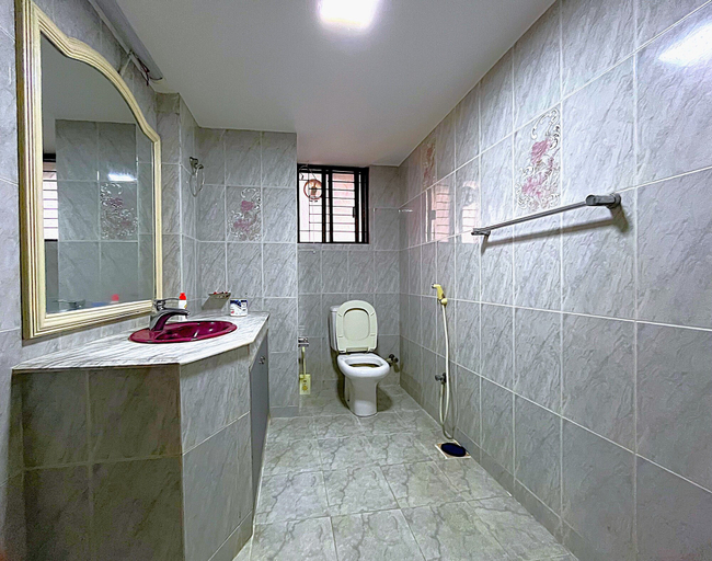 Bathroom 2, Green House DHK, Dhaka