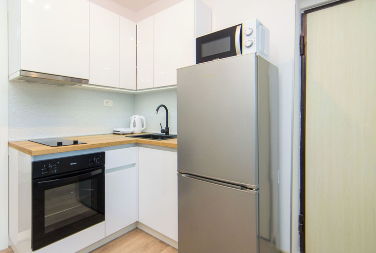 Private kitchen 5, Apartment Karlo, Ploče