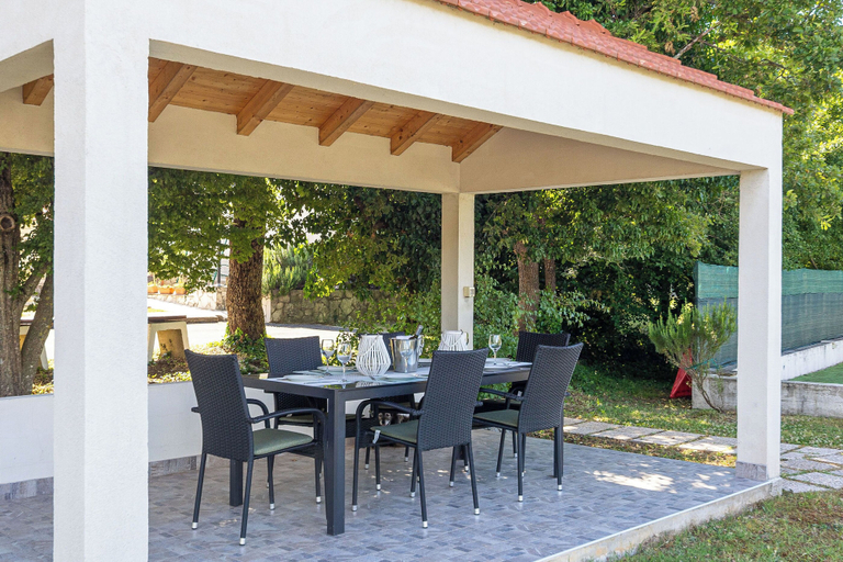 Terrace/patio 3, House Edvard, Prgomet