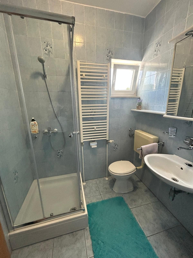 Bathroom 3, Apartments Raste, Tisno