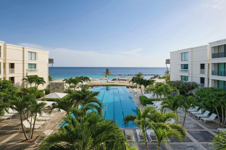 Sport & Beauty 3, Curacao Marriott Beach Resort