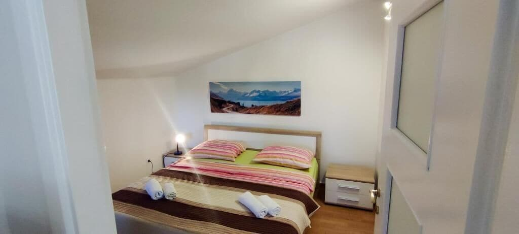 Room 2, House Bonaca, Zemunik Donji