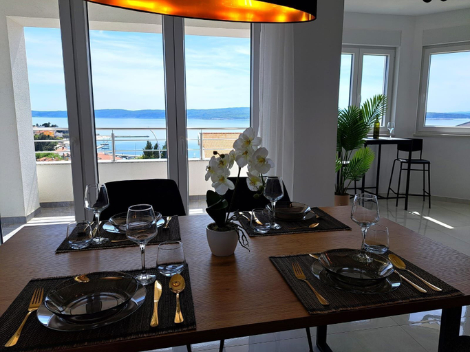 Dining 5, Apartment Beach View, Crikvenica
