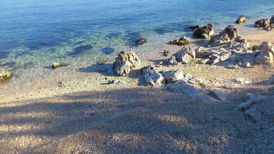Beach 4, Apartments Central, Okrug