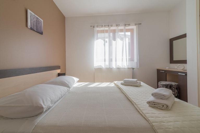 Bedroom 3, Apartments Bosko, Nin